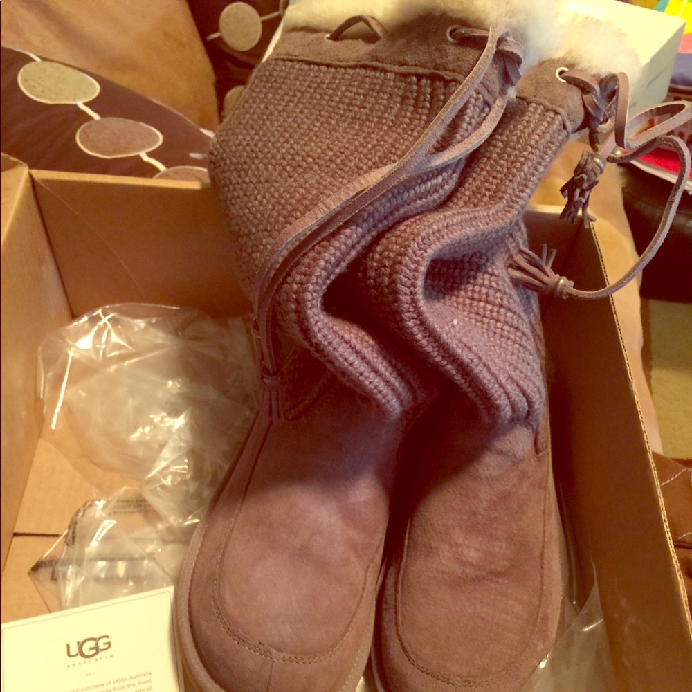 UGG Australia Suburban Knit & Suede Tall Boot,NIB